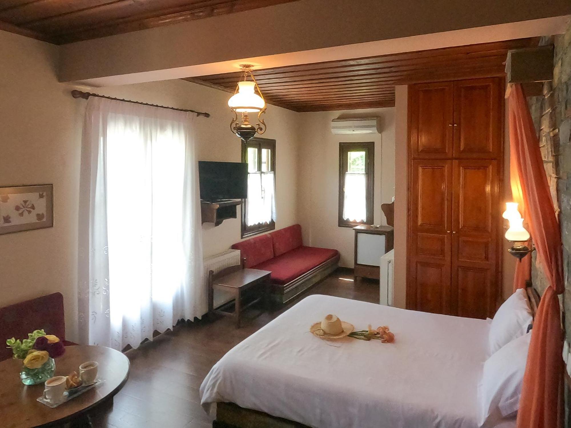 Amalthia Traditional Guesthouse Tsagarada Room photo